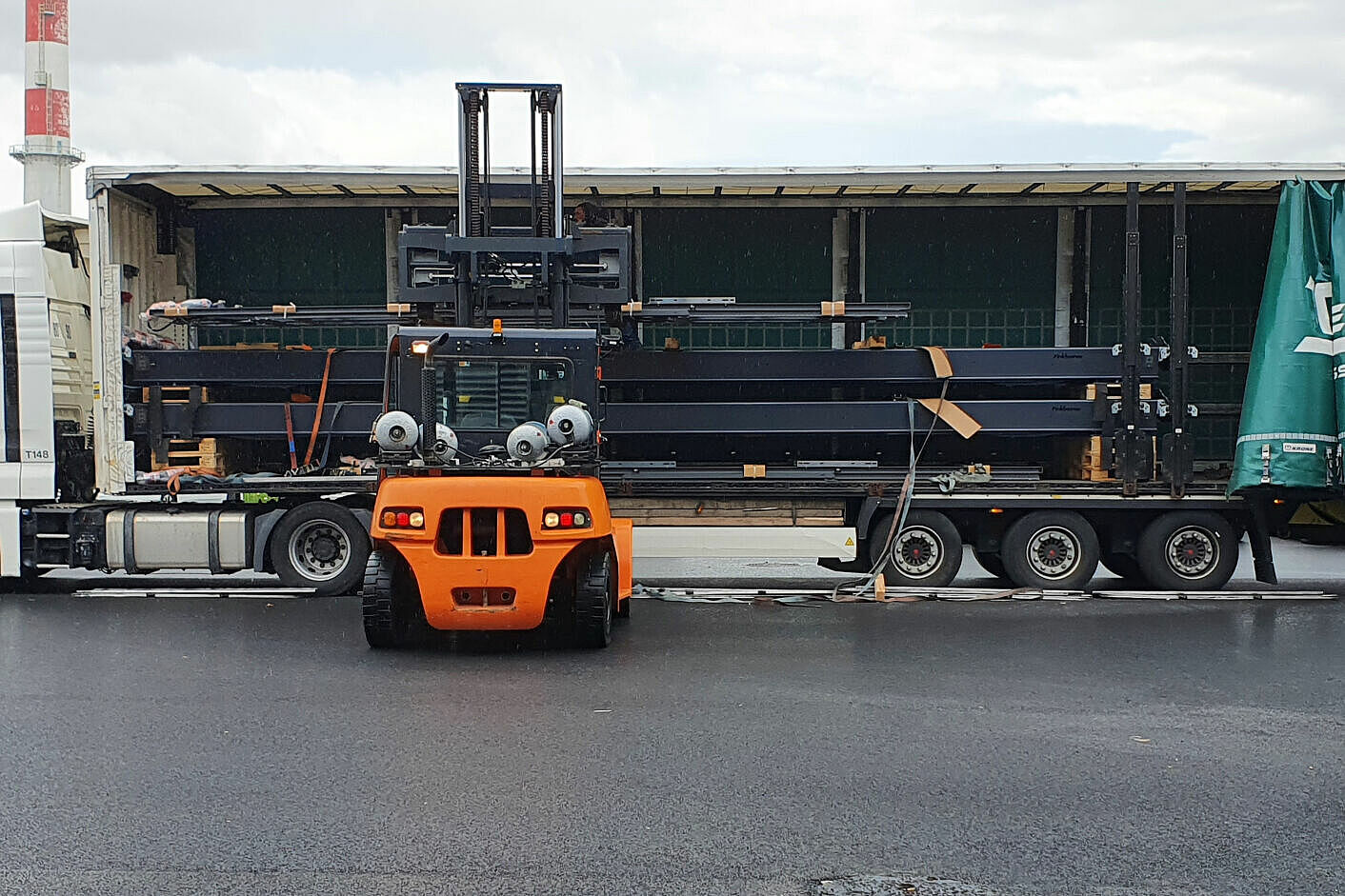 Les chemins de roulement HDS en déchargement du camion